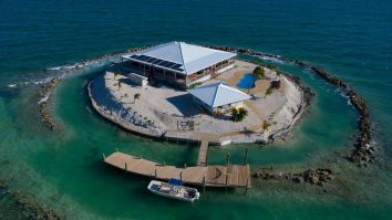 Insula în stil James Bond este de vânzare pentru 16,5 milioane de dolari