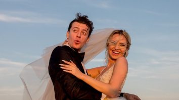 Dragobetele nu este despre cupluri. Jean Gavril vede iubirea ca pe „Totul sau nimic”