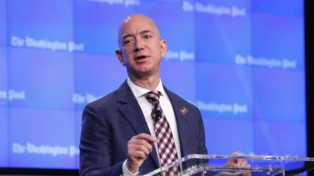 Jeff Bezos investește într-un start-up axat pe A.I. și roboți umanoizi. Ce job-uri vor prelua roboții