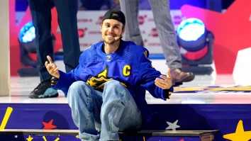 VIDEO. Justin Bieber revine pe scenă? Cântărețul a interpretat mai multe piese în Toronto după un an de pauză