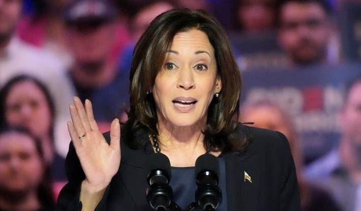 Trump contestă preluarea banilor strânși pentru Biden de către Kamala. Harris a strâns 100 mil. $ de când actualul președinte și-a anunțat retragerea