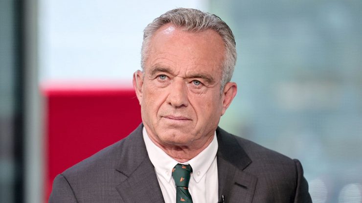 Robert F. Kennedy Jr. își cere iertare rudelor. O reclamă la Super Bowl a reflectat un spot din campania unchiului său John F. Kennedy în 1960
