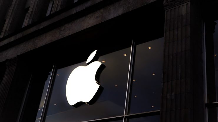 Apple abandonează proiectul prin care intenţiona să construiască maşini electrice. Compania americană se va concentra pe inteligenţa artificială