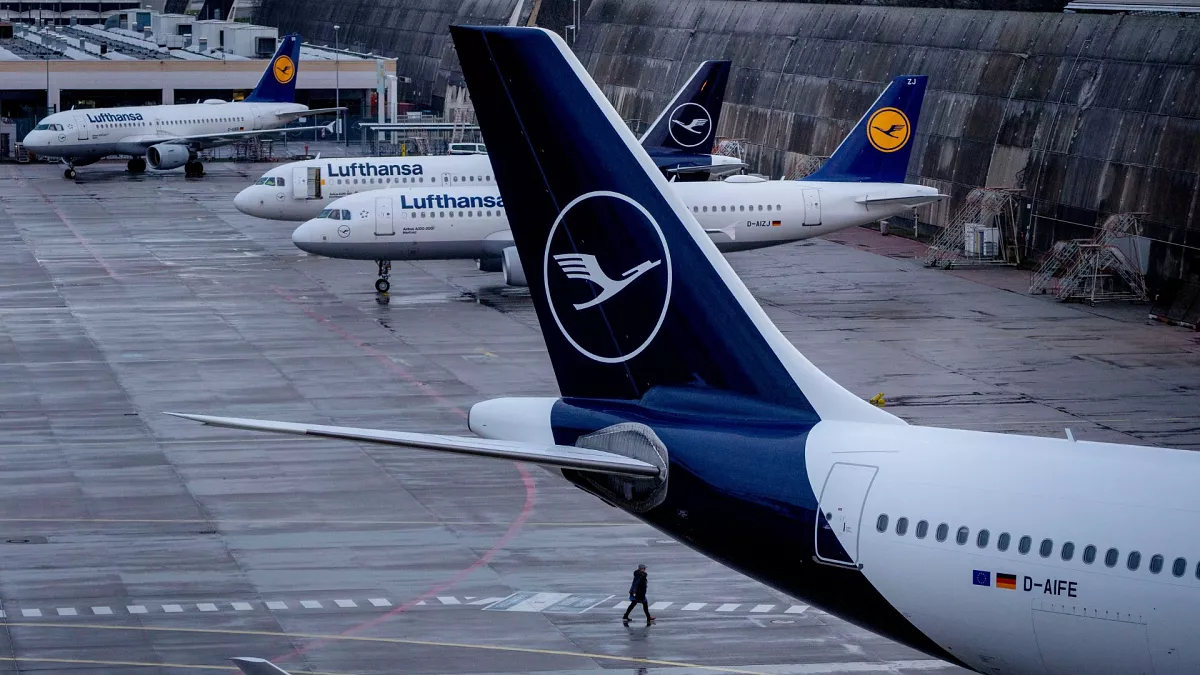Grevă Lufthansa: compania aeriană germană avertizează cu privire la întreruperi extinse ale zborurilor