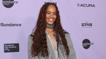 Fiica lui Barack Obama își schimbă numele înainte de debutul la Hollywood. Ea va fi cunoscută drept Malia Ann