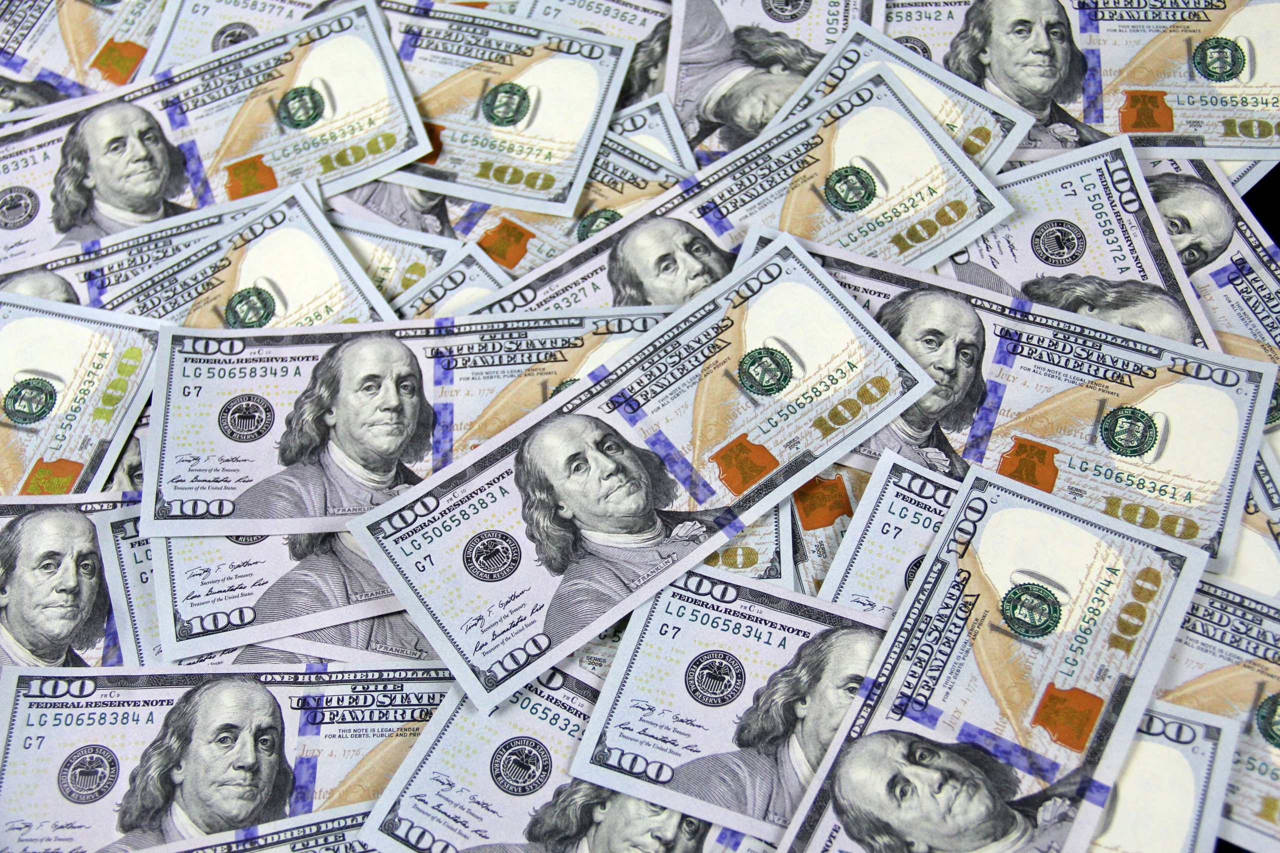 Cum devii miliardar? Forbes 400 dezvăluie cum s-au îmbogățit 30% dintre cei mai bogați americani
