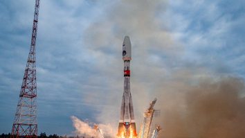 Rusia dezvoltă o armă nucleară spațială. Avertismentul serviciilor de informații americane