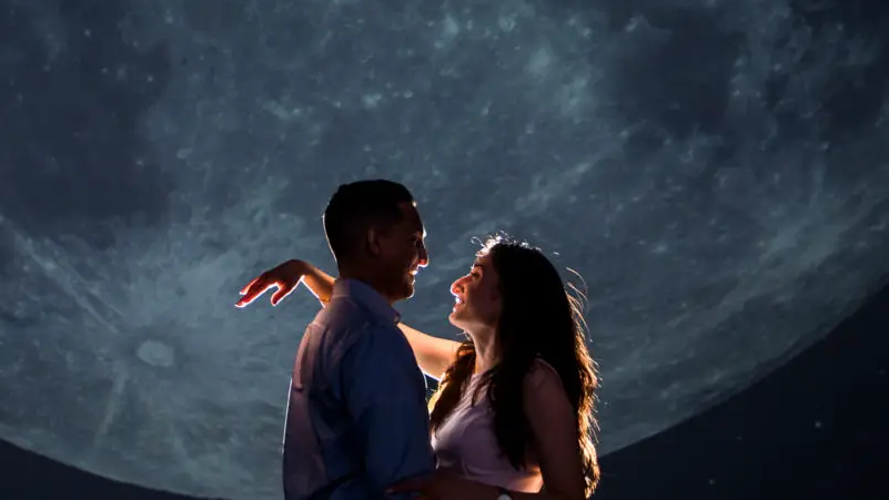 Nicolas Garreau, un inginer francez, vrea să ofere călătorii romantice în spațiu