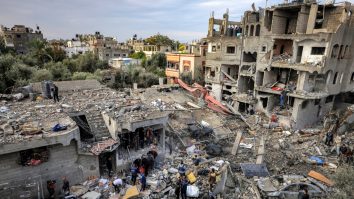 LIVE UPDATE. Război în Israel, ziua 138. Cel puțin 23 de morți în lovituri în centrul Gaza, anunță Hamas/ Trimisul SUA poartă discuții „constructive” despre acordul privind ostaticii