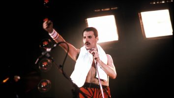 FOTO. Casa din Londra a lui Freddie Mercury a fost scoasă la vânzare. O poți cumpăra pentru 38 de milioane de dolari