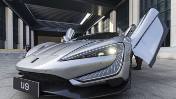 FOTO. Chinezii de la BYD au lansat U9, o mașină electrică de lux. Automobilul poate atinge 309 km/h