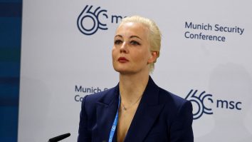 X suspendă contul văduvei lui Navalnîi. Fratele opozantului a fost plasat pe lista persoanelor căutate de Rusia