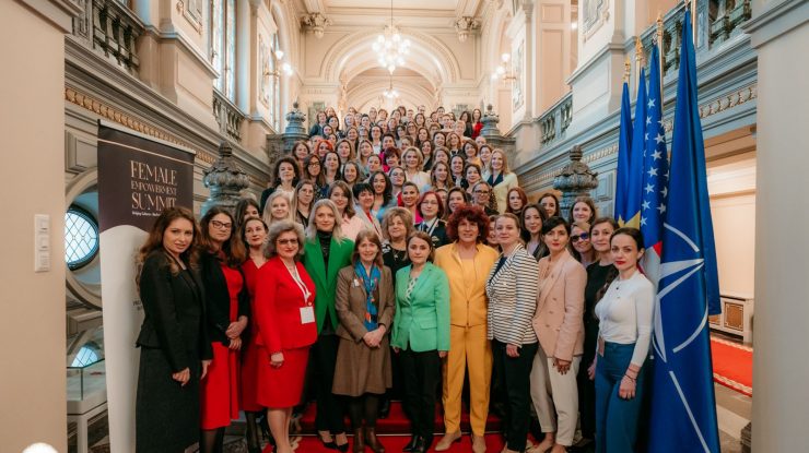 Female Empowerment Summit a ajuns la cea de-a treia ediție. Ambasadoarea SUA în România: „Evenimentul de astăzi este menit să servească drept speranță și inspirație pentru a continua să promovăm emanciparea femeilor”