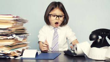 Când este pregătit copilul pentru educația financiară? Andreea Burdea: „Niciodată nu este prea târziu să începi să discuți”