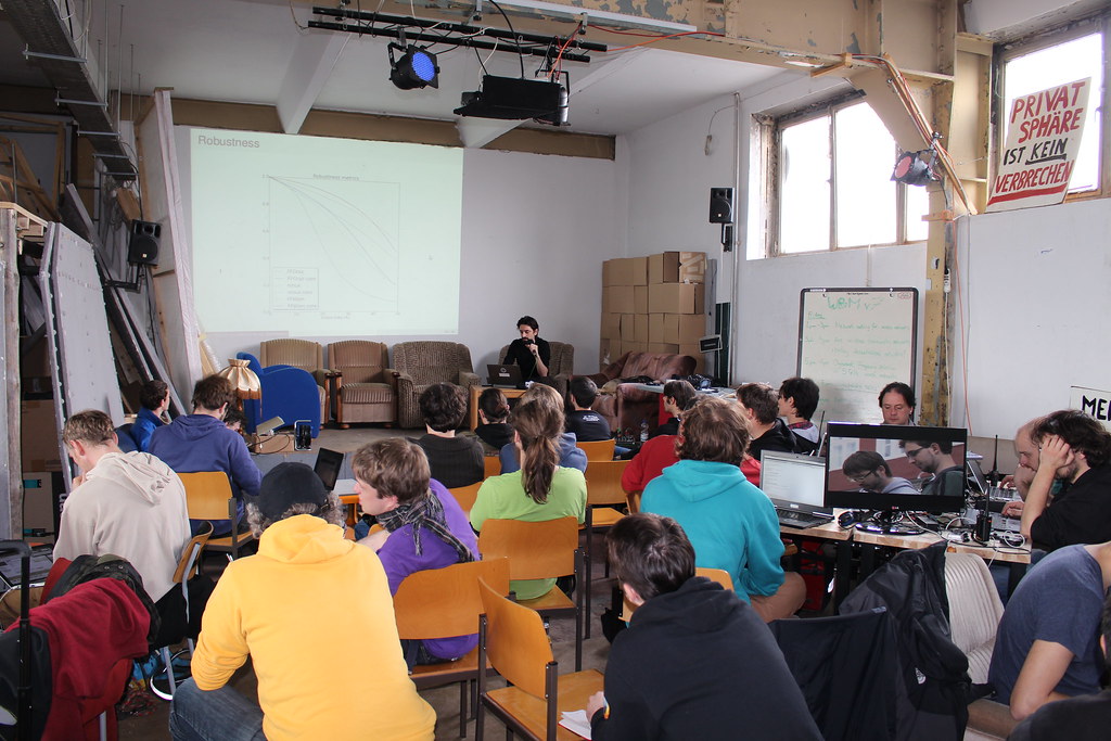 Astăzi are loc Concursul Național de Public Speaking în limba engleză. Care este tema din acest an