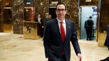 Mnuchin vrea să cumpere TikTok. Ce provocări sunt întâmpinate în cazul unei astfel de achiziții