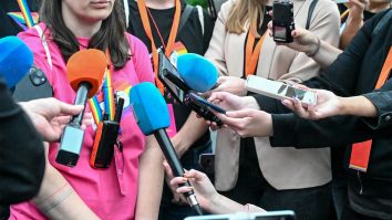 Parlamentul European a adoptat o lege pentru protecţia jurnaliştilor şi a libertăţii presei