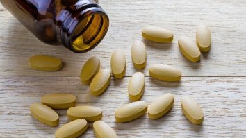 S-a lansat tratamentul pentru depresia post-partum. Psiholog: „Vom ajunge ca într-un film când societatea va lua câte o pastilă pentru orice”