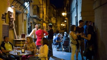 Spania dezbate rostul siestei. Guvernul crede că ar trebui redus orarul restaurantelor care primesc clienți până târziu în noapte