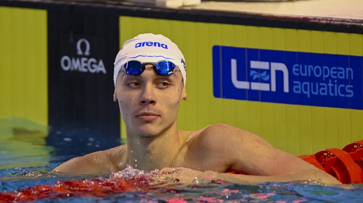 David Popovici se apără în faţa acuzaţiilor de tratament preferenţial. Sportivul nu va sta în satul de la Jocurile Olimpice
