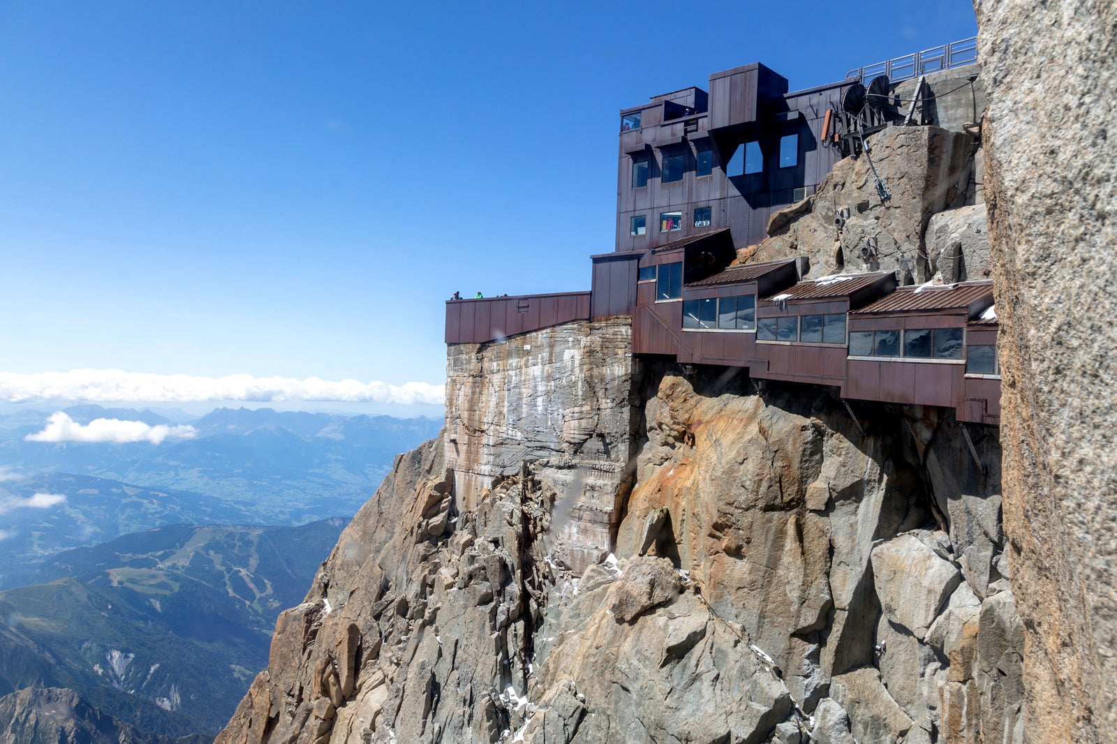 Alpinism pentru începători. Lanțul muntos din Chamonix poate fi vizitat cu ajutorul unui lift