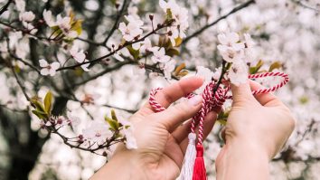 Tradiții în era tehnologie. Vei putea trimite un mărțisor în Metavers?