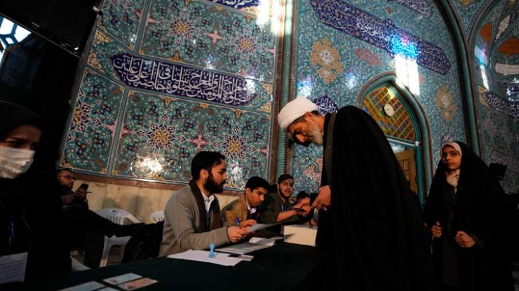 Alegeri în Iran. Voturile au fost numărate, în timp ce rapoartele sugerează o prezență scăzută la vot