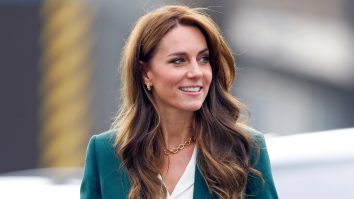 FOTO. Un nou portret al lui Kate Middleton a stârnit controverse după ce comentatorii au susținut că nu seamănă deloc cu ea