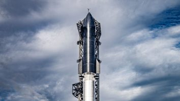 Starship s-a dezintegrat la întoarcerea pe Pământ. Ce spune Musk