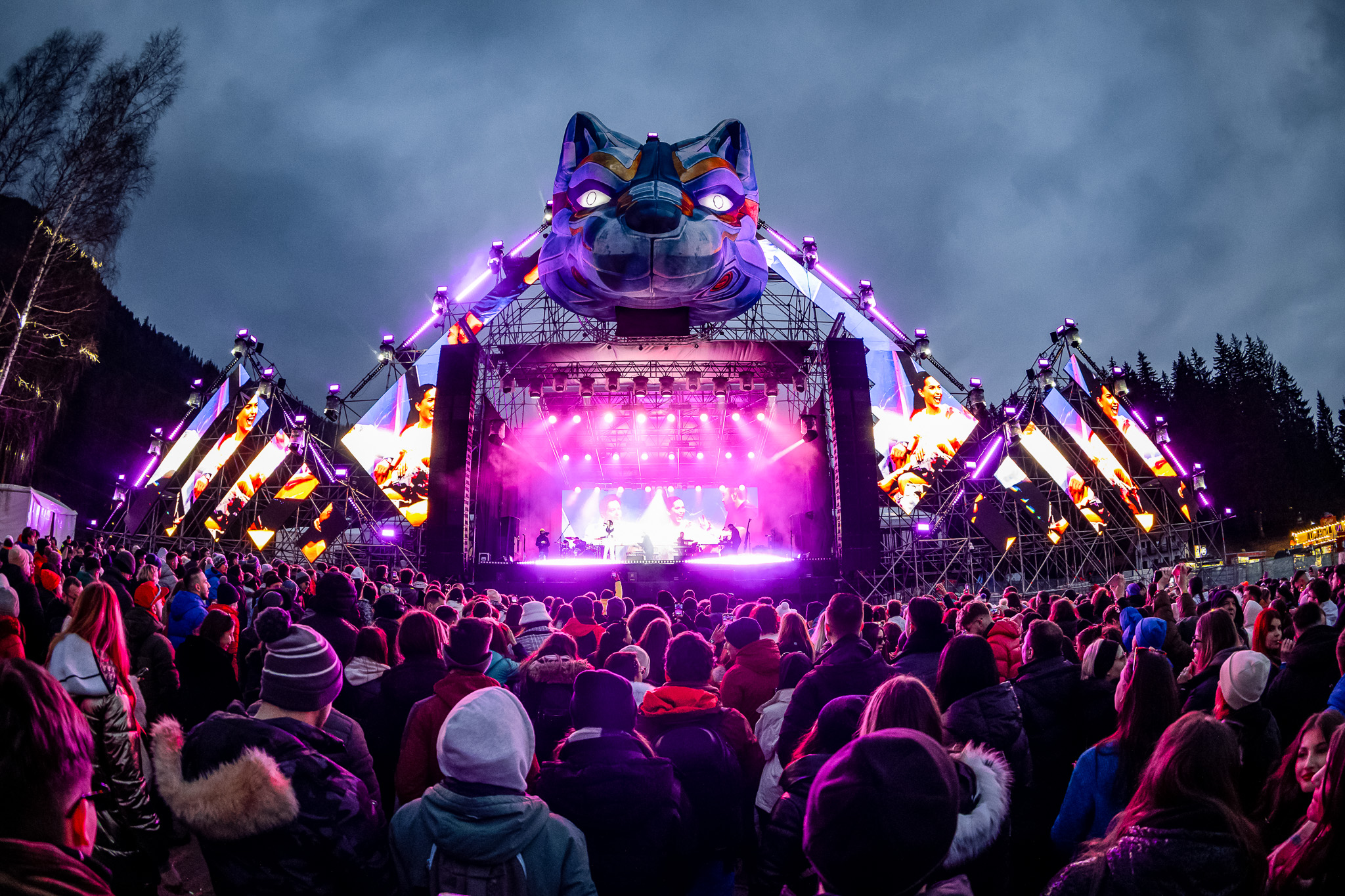 Astăzi se dă startul la distracție la festivalul Massif. Allen Coliban: „Potrivit organizatorilor, așteptările sunt de aproximativ 12.000 de persoane pe zi”