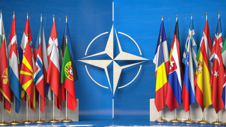 Astăzi se împlinesc 20 de ani de la intrarea României în NATO. Ce face Alianța pentru țara noastră