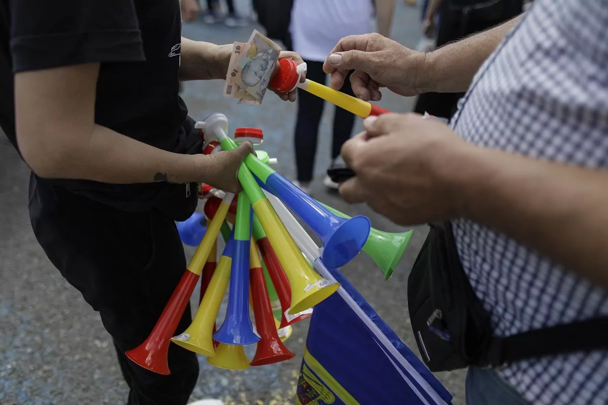Angajaţii din comerţ protestează astăzi, între 11.00 şi 13.00, în faţa Ministerului Muncii şi Solidarităţii Sociale