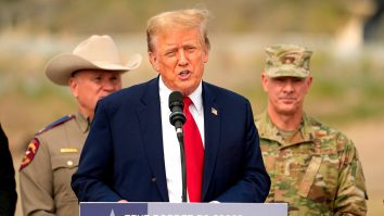 Joe Biden și Donald Trump au făcut vizite concurente la granița americană din Texas. Cum au abordat problema imigrației ilegale