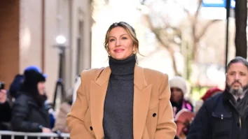 Cum te îmbraci azi? Gisele Bündchen te inspiră cum să folosești denimul