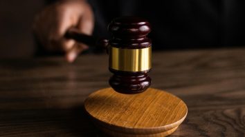 Oamenii nu mai vor legi europene la ei în țară, conform unui sondaj făcut de Ipsos în 18 țări din Uniunea Europeană