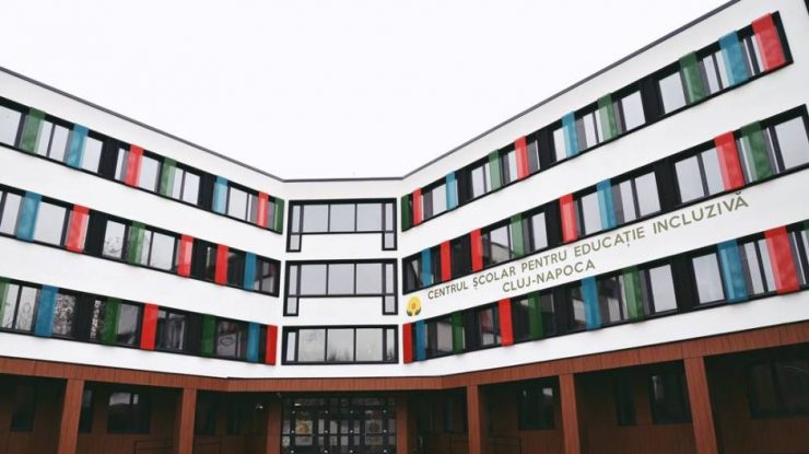 Cea mai modernă școală specială din România, cu dotări la un nivel foarte ridicat, a fost inaugurată la Cluj