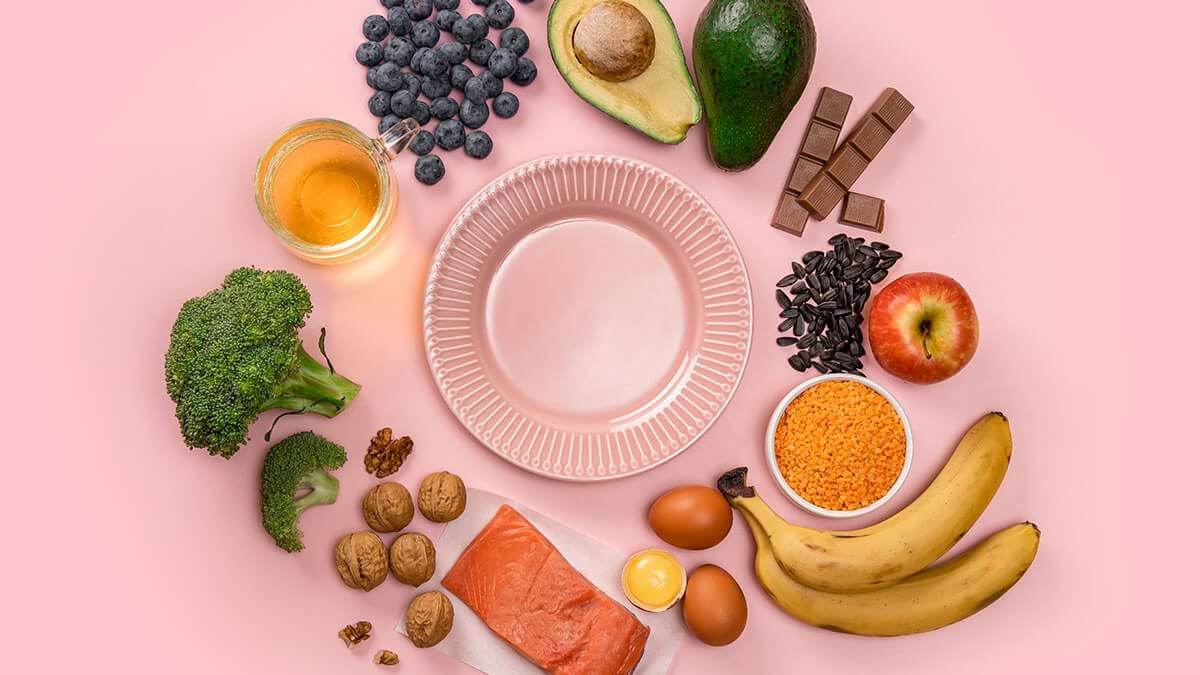 Dieta potrivită te face mai inteligent, arată un nou studiu. Ce trebuie să mănânci dacă ții dieta Mind