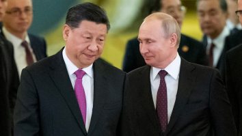 Rusia și China plănuiesc să amplaseze o centrală nucleară comună pe Lună până în 2035