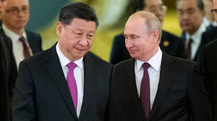 Rusia și China plănuiesc să amplaseze o centrală nucleară comună pe Lună până în 2035