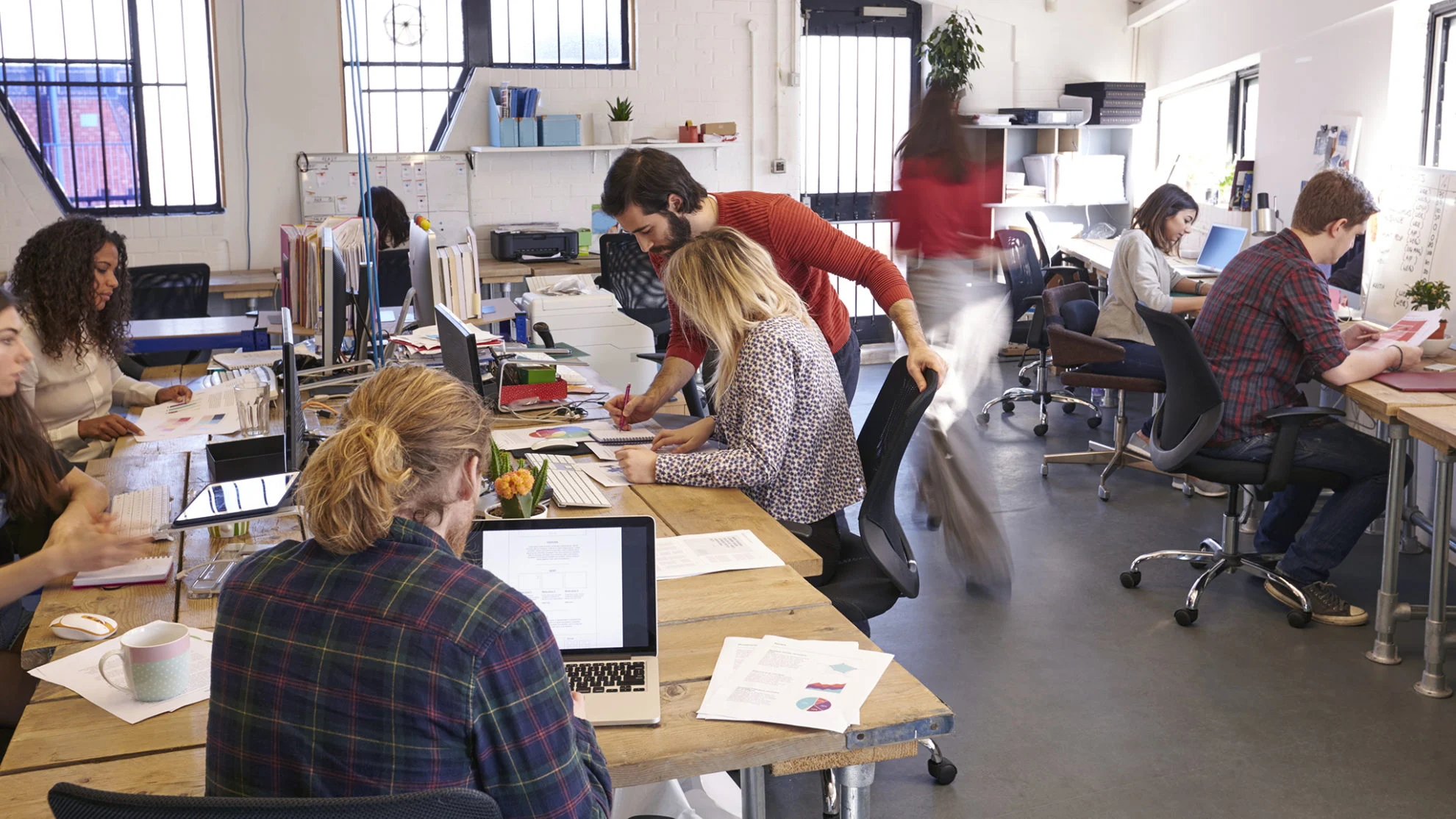 Innovation Labs 2024 te ajută să îți dezvolți business-ul. Organizator: „Acesta este un program de mentorat pentru startup-uri tehnice din România”