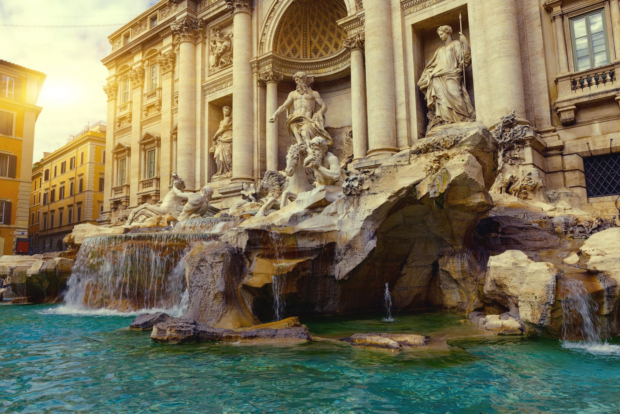 Ce se întâmplă cu monedele din Fontana di Trevi? În 2022, din fundul celebrului monument baroc au fost recuperați 1,4 milioane de euro