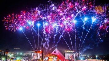 Festivalul Glastonbury și-a anunțat artiștii. Dua Lipa și Coldplay sunt cap de afiș