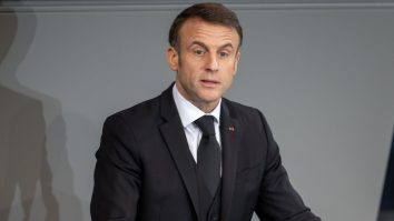 Interviu cu Emmanuel Macron: „Nu vom mai avea securitate în Europa dacă Rusia câștigă în Ucraina”