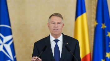 Klaus Iohannis candidează oficial la șefia NATO. Președintele a prezentat un decalog referitor la viziunea sa asupra viitorului Alianței: „Trebuie să asigurăm o rezilienţă mai puternică pentru Alianţă şi membrii săi”