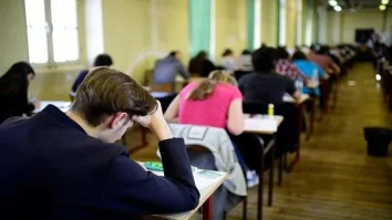 60% dintre elevi iau peste 5 la simularea pentru Bacalaureat. Expert în educație: „Ceea ce observăm în societate legat de limba română se vede în rezultate”