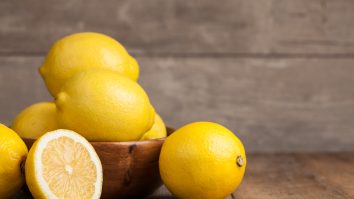 O simplă lămâie poate face minuni pentru starea ta de bine. Ce au descoperit experții