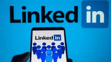 LinkedIn testează un feed video de tip TikTok în aplicația sa, asemănător cu cel de tip scurt