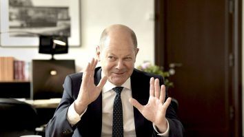 Scholz anchetează scurgerea de mesaje între ofițerii armatei germane. Ce discuții au fost interceptate