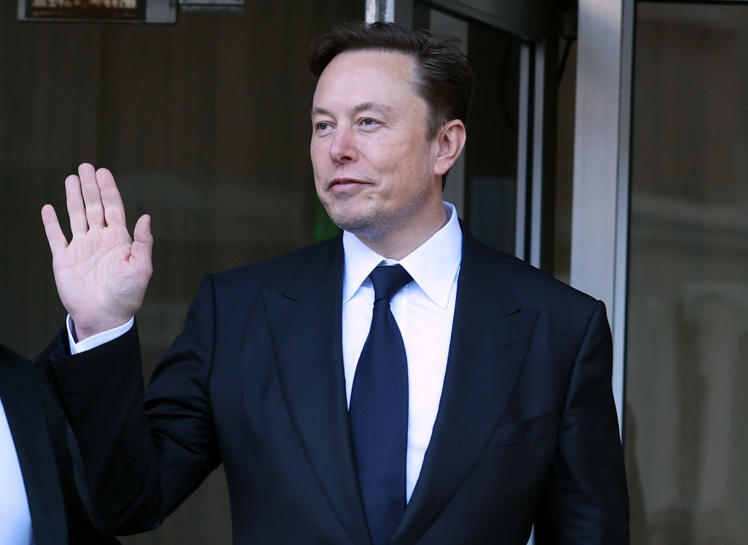 Elon Musk sprijină Republicanii la alegerile din 2024: „America are nevoie de valul roșu, altfel va fi distrusă”