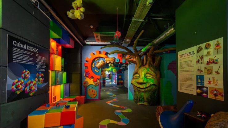 Două noi expoziții interactive și un escape room se deschid azi la Muzeul Copiilor din București. Ce activități pot face cei mici